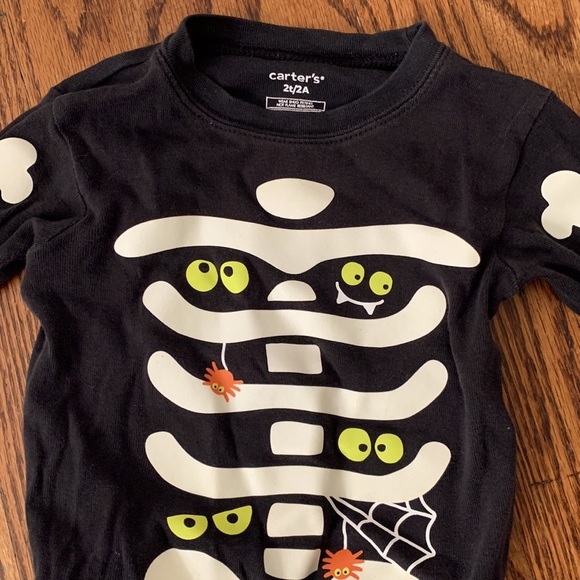 Skeleton pajamas, Carter’s size 2T - Picture 2 of 4